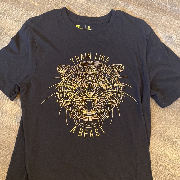 Xersion | Shirts | Xersion Train Like A 